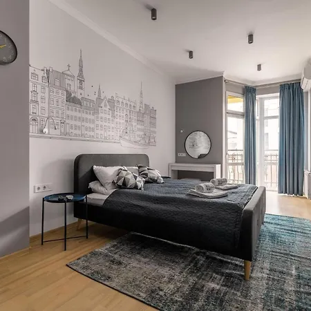 Aparts Forum דירה